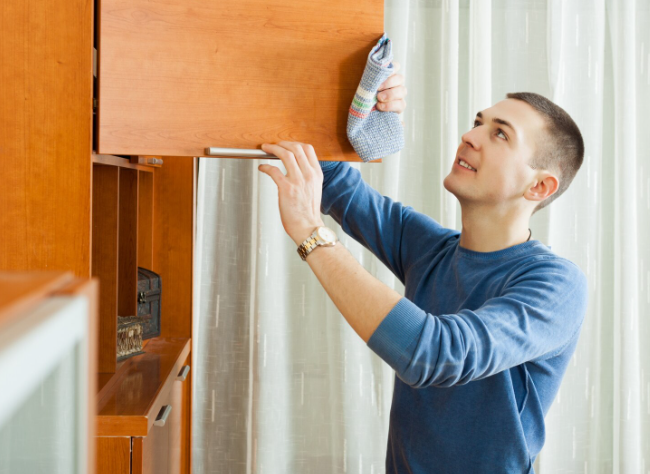 Cabinet Lifts